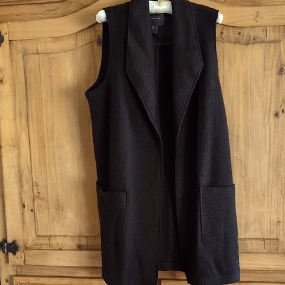 Tahari (Large) Black Wool Preppy Longline Vest, Open Front, Belted with Pockets - Picture 2 of 10
